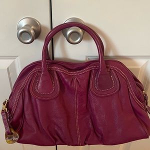 Excellent Condition Barr + Barr Fuchsia Genuine Leather Handbag